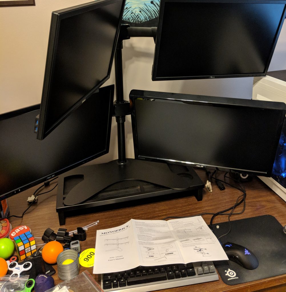 Battlestation - Four monitors