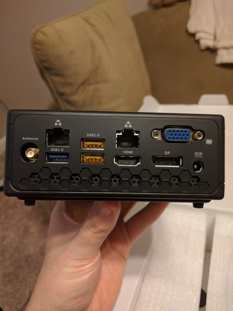 Zotac ZBOX CI323 pfSense - Back